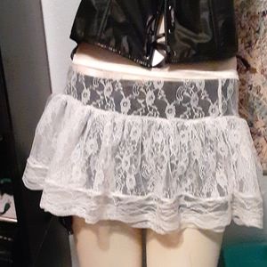 Lace skirt